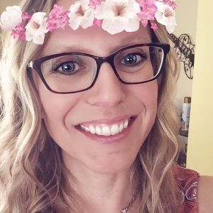 Meet your Posher, Catherine